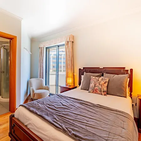 Appartement Penthouse In The Center Of *